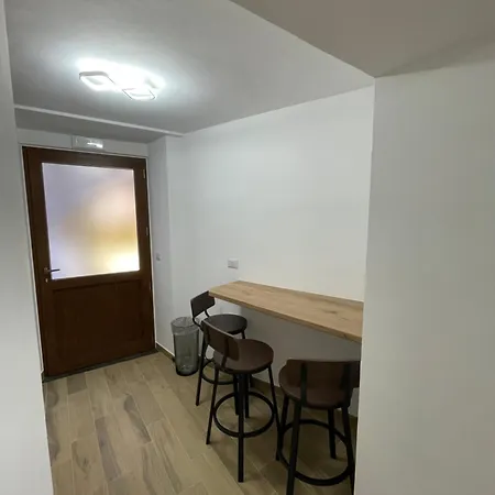 Michelangelas Apartment *